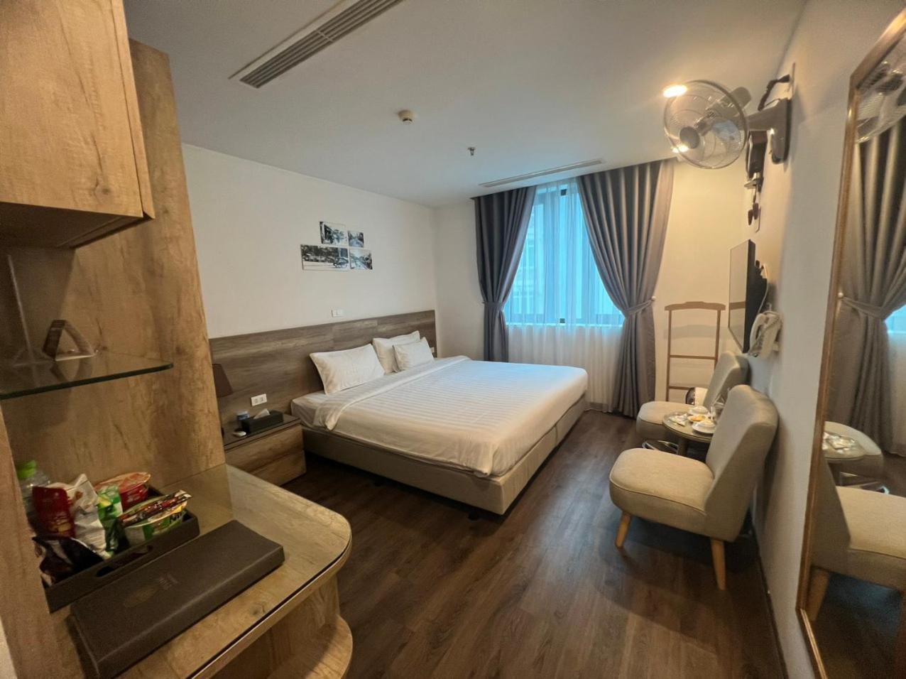 A25 Hotel - Hoang Dao Thuy 1 ハノイ市 エクステリア 写真