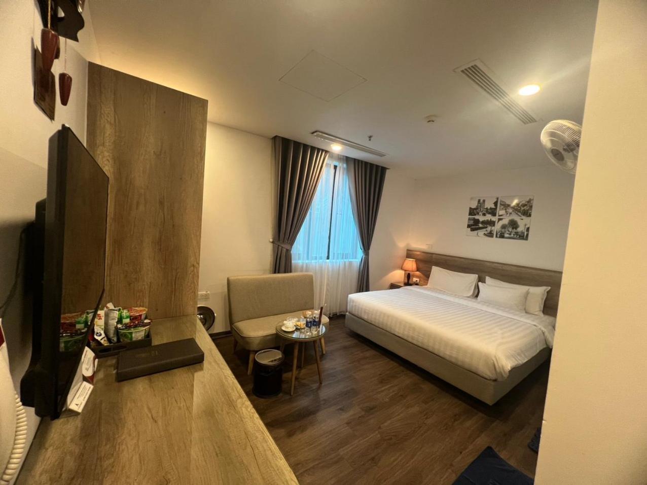 A25 Hotel - Hoang Dao Thuy 1 ハノイ市 エクステリア 写真